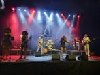 Backingvocaliste/vocalist, Contacten en Berichten, Muziek maken en Bandleden