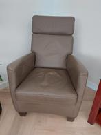 Leren stoel leren fauteuil met poef/hooker kleur taupe bruin, Huis en Inrichting, Fauteuils, Ophalen, Gebruikt, Minder dan 75 cm