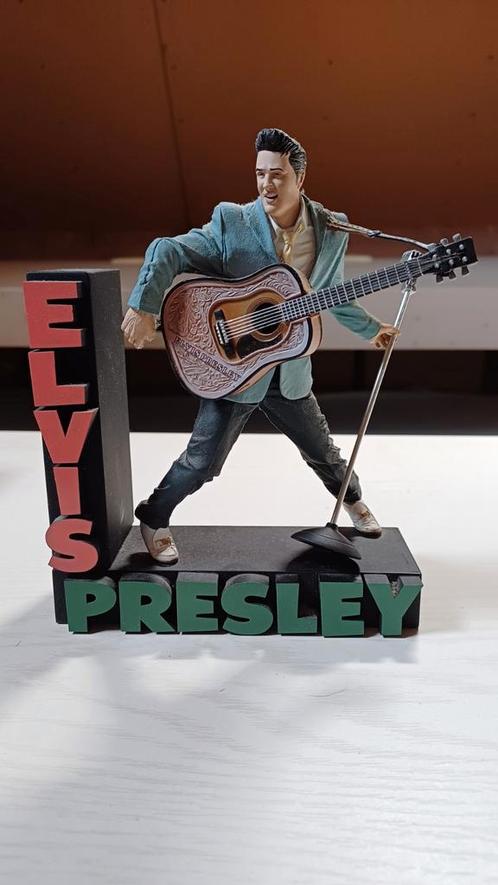 Mcfarlane beeldje van Elvis Presley (zgan), Verzamelen, Muziek, Artiesten en Beroemdheden, Zo goed als nieuw, Pop, Beeldje of Miniatuur
