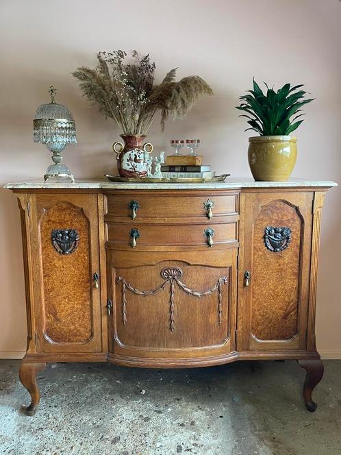 Antiek Frans dressoir met een rosalia marmeren blad, Huis en Inrichting, Kasten | Dressoirs, Gebruikt, 100 tot 150 cm, 50 tot 75 cm
