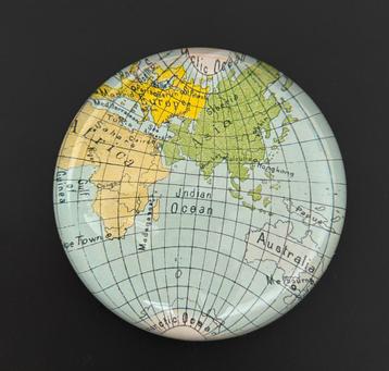 Dome Paperweight Glass, John Derian beschikbaar voor biedingen