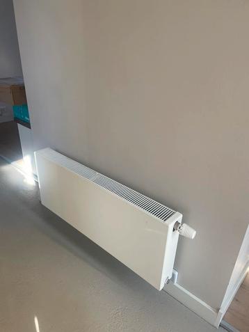 Te koop: 5 designradiatoren beschikbaar voor biedingen
