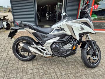 HONDA NC 750 X ABS (bj 2021) beschikbaar voor biedingen