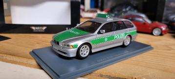 NEO SCALE BMW E39  Touring Polizei  beschikbaar voor biedingen