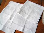 4 satijndamasten servetten, 1 dekservet monogram nr RR  680, Verzenden, Zo goed als nieuw, Wit, Overige typen