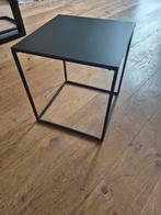 Zwart Metalen Bijzettafel - Modern Design, Ophalen, Minder dan 45 cm, Minder dan 55 cm, Metaal of Aluminium