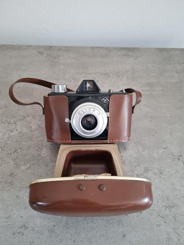 Vintage Agfa Click-1 Camera met lederen tas beschikbaar voor biedingen