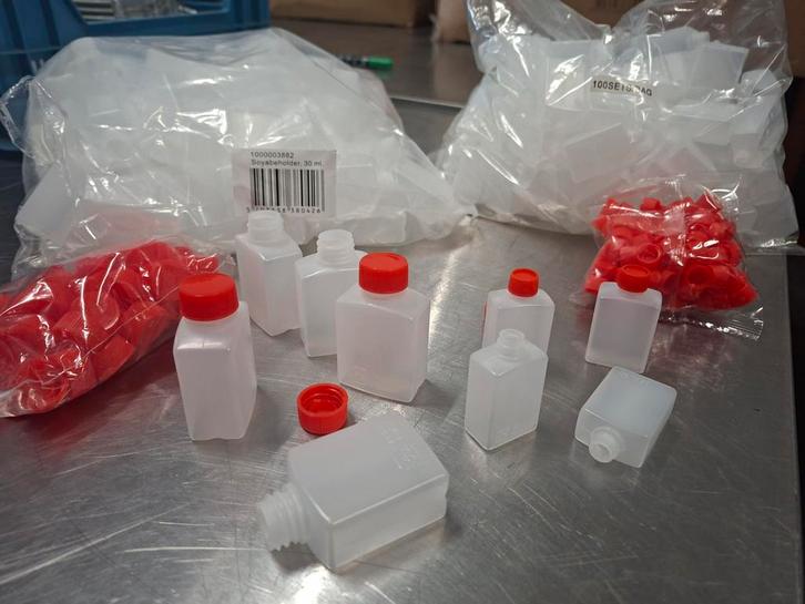 Sojasaus Flesjes 30ml & 15ml - Nieuw, Zakelijke goederen, Partijgoederen en Retail | Verpakking en Verzending, Ophalen of Verzenden