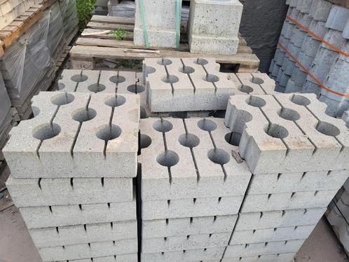 Restpartij 39 stuks Grastegels 40x40x12cm, Tuin en Terras, Tegels en Klinkers, Zo goed als nieuw, Terrastegels, Beton, 10 m² of meer