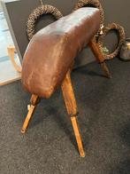Brocante turntoestel/ paard / leder., Antiek en Kunst, Ophalen