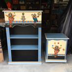Boekenkast en tabouret (kastje) voor kinderkamer, Ophalen, Zo goed als nieuw