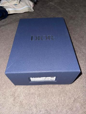 Dior b22 wit beschikbaar voor biedingen