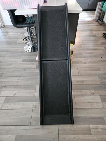 Inklapbare honden loop plank beschikbaar voor biedingen