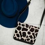 Fabienne Chapot zwart Jackie Bag giraffe print tas crossbody, Sieraden, Tassen en Uiterlijk, Tassen | Schoudertassen, Ophalen of Verzenden