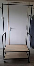 Kledingrek op wielen, Ophalen, Met wielen, Zo goed als nieuw