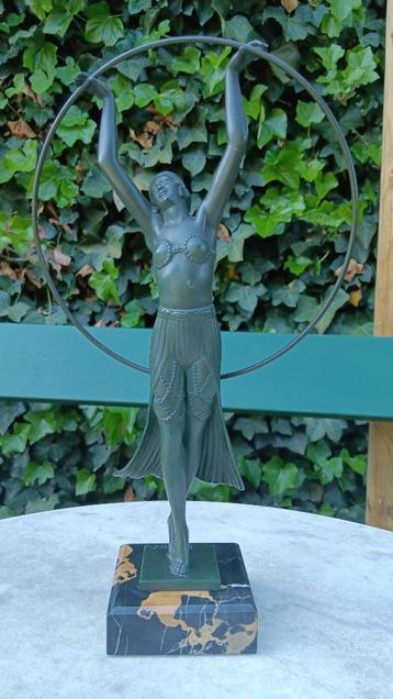 Antiek C. Charles Bayadere van Max Le Verrier beschikbaar voor biedingen