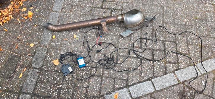 kufatec active soundbooster generator porsche, Auto-onderdelen, Uitlaatsystemen, Porsche, Gebruikt, Ophalen of Verzenden