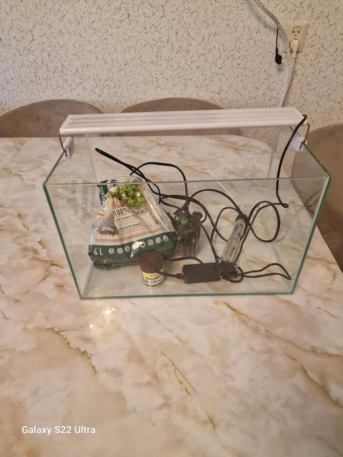 Aquarium, Huis en Inrichting, Woonaccessoires | Krantenbakken en Lectuurbakken, Zo goed als nieuw, Ophalen