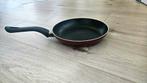 Sysas koekenpan 24 cm, Huis en Inrichting, Keuken | Potten en Pannen, Ophalen of Verzenden, Gebruikt, Koekenpan of Braadpan