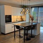 Keuken met kookeiland en apparatuur, Huis en Inrichting, Keuken | Complete keukens, Ophalen, Gebruikt, Wit, Overige typen