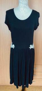 Mint & Berry jurk maat M [v], Kleding | Dames, Maat 38/40 (M), Blauw, Ophalen of Verzenden, Zo goed als nieuw