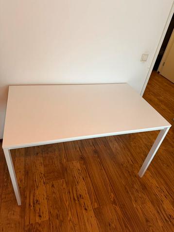 Witte IKEA Melltorp Tafel - Bureau/Eettafel beschikbaar voor biedingen