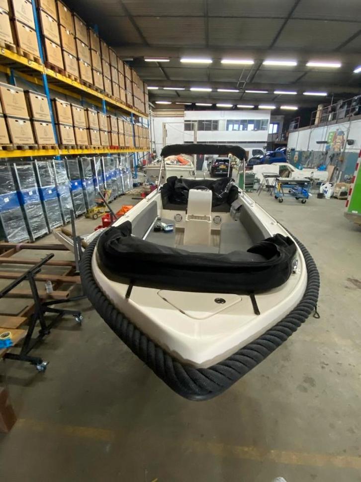 Liberty/Gentle 575, Watersport en Boten, Sloepen, Gebruikt, 10 tot 30 pk, 3 tot 6 meter, Buitenboordmotor, Benzine, Polyester