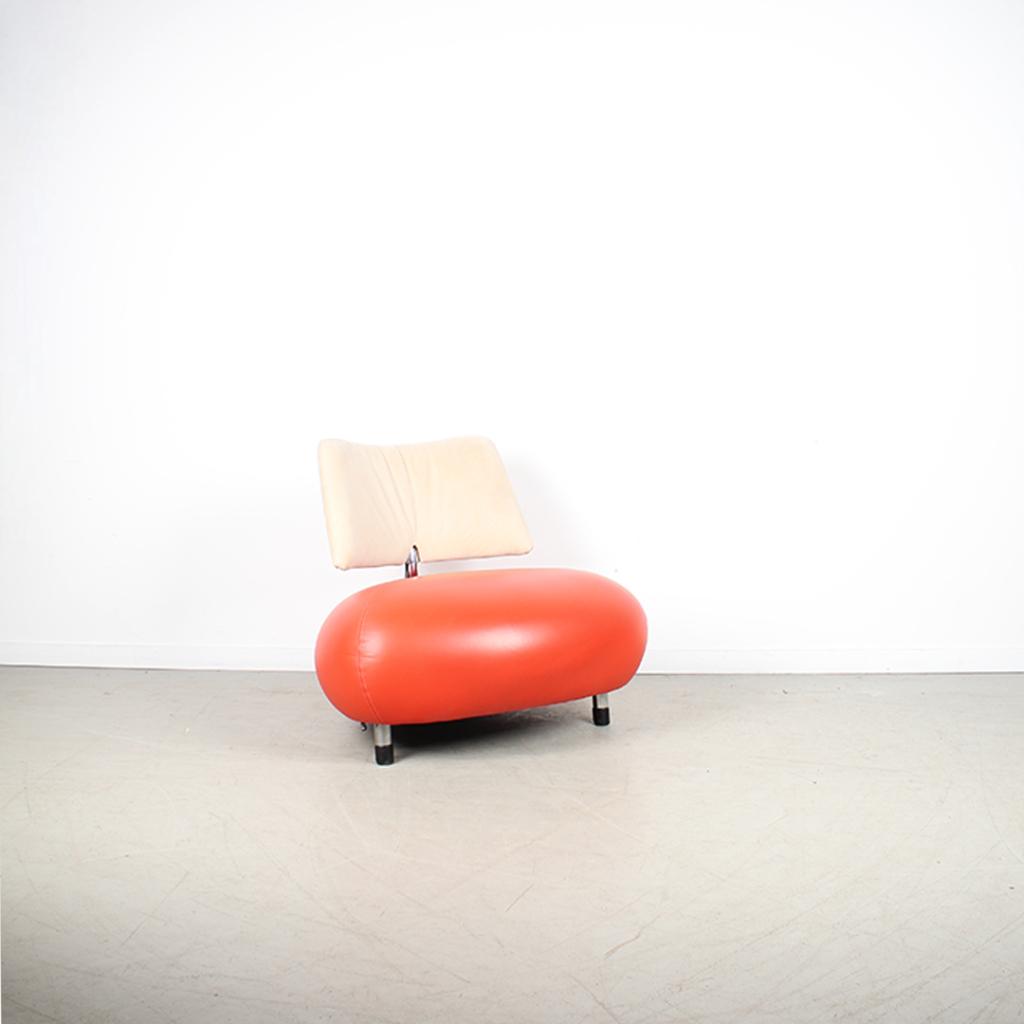 1x Leolux Pallone Fauteuil + Hocker Rood Leer + Wit Stof, Huis en Inrichting, Fauteuils, Niet ingevuld, Niet ingevuld, 75 tot 100 cm