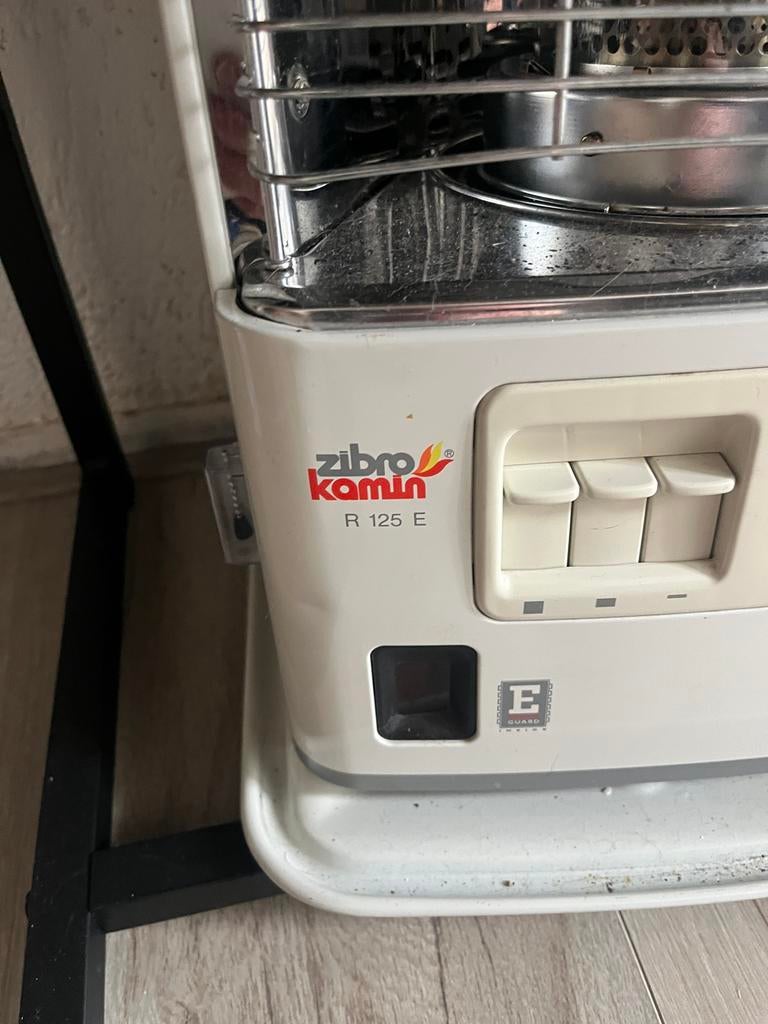 Zibro Kamin R 125 E petroleum kachel electronic turbo, Ophalen, Gebruikt, Overige brandstoffen, Petroleumkachel