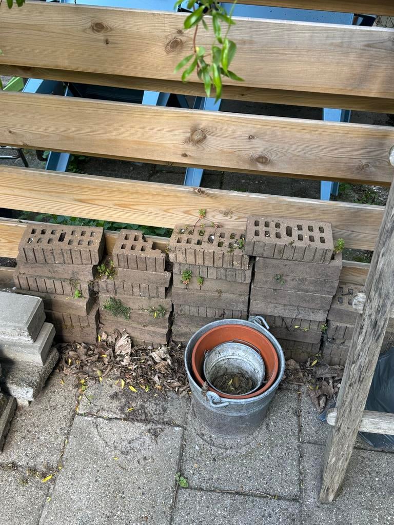 34 bakstenen, Doe-het-zelf en Verbouw, Metselstenen, Ophalen, Gebruikt, Bakstenen