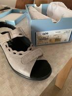 Durea comfortabele sandalen - grijs leer, maat 37.5, Kleding | Dames, Schoenen, Ophalen of Verzenden, Nieuw, Grijs, Sandalen of Muiltjes