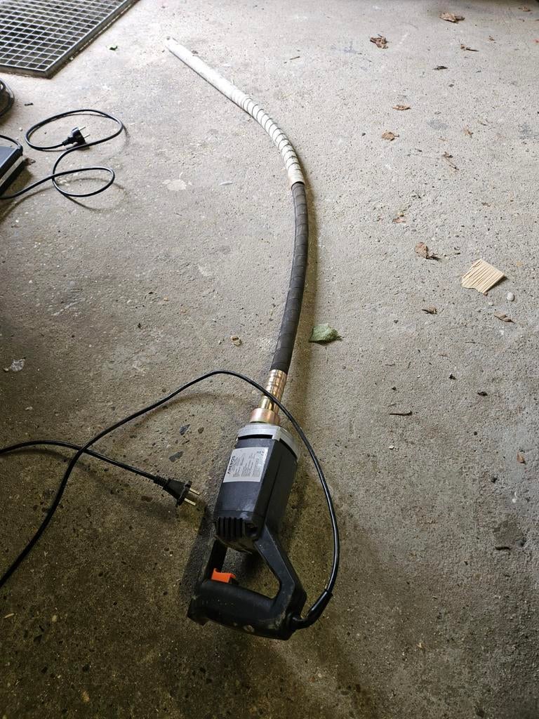 Trilnaald voor betonverdichting, Ophalen of Verzenden, Gebruikt