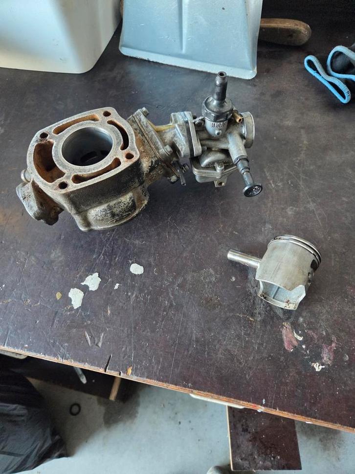 Orginele 80cc cilinder set en 18mm keihin Honda mbx, Fietsen en Brommers, Brommers | Toebehoren, Zo goed als nieuw, Overige typen