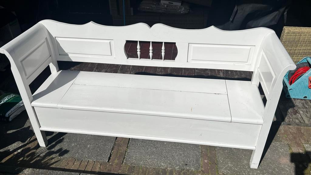 Witte houten bank met opbergruimte, Huis en Inrichting, Banken | Bankstellen, Ophalen, Gebruikt, 150 tot 200 cm, Driepersoons