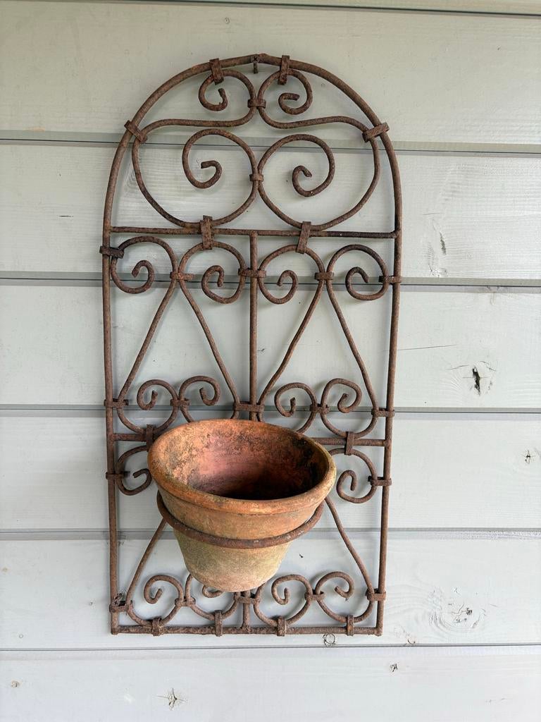 Landelijk wandrek met terracotta pot - Tuindecoratie, Tuin en Terras, Tuinwanddecoratie, Ophalen, Gebruikt