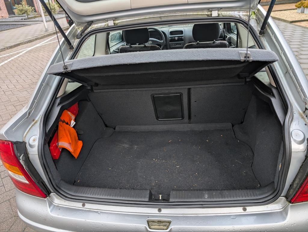 Opel Astra, Auto diversen, Hondenrekken, Ophalen of Verzenden, Zo goed als nieuw