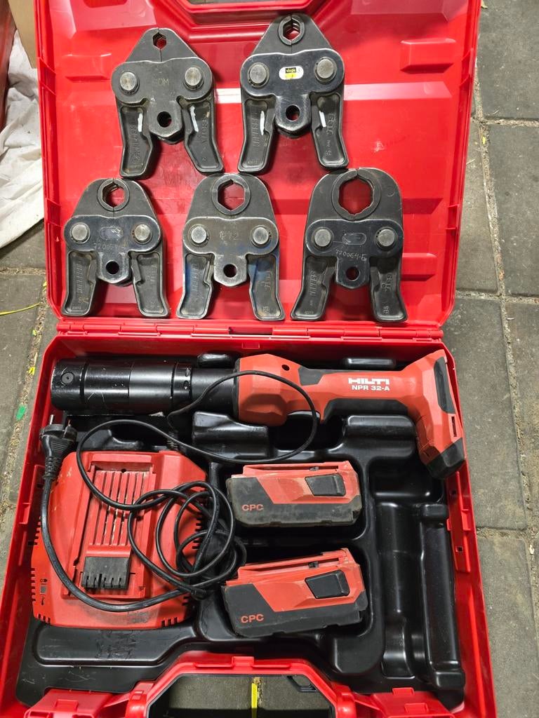Perstang Hilti Npr 32-A, Ophalen, Zo goed als nieuw