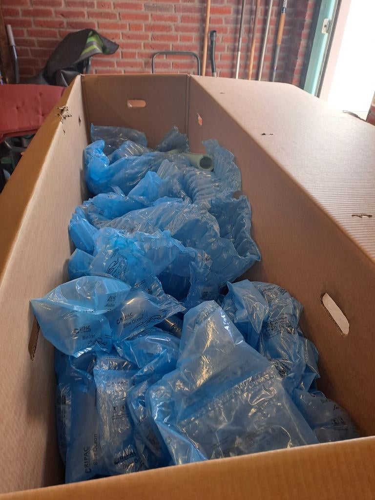 Gratis bubbeltjes plastic luchtkussenzakjes opvulmateriaal, Doe-het-zelf en Verbouw, Zeil en Folie, Ophalen