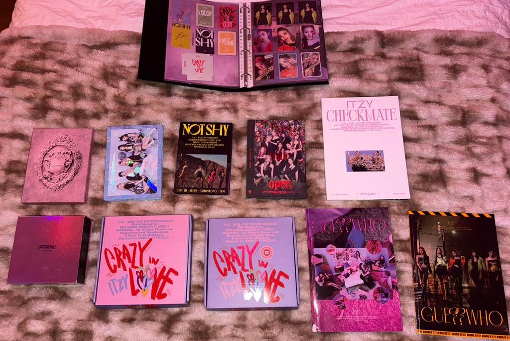 Kpop girlgroup albums + alle photocards posters etc, Ophalen, Zo goed als nieuw, Cd of Plaat