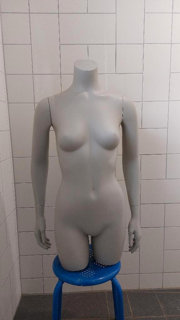 Etalagepop jongedame, Hobby en Vrije tijd, Naaien en Fournituren, Gebruikt, Paspop, Ophalen