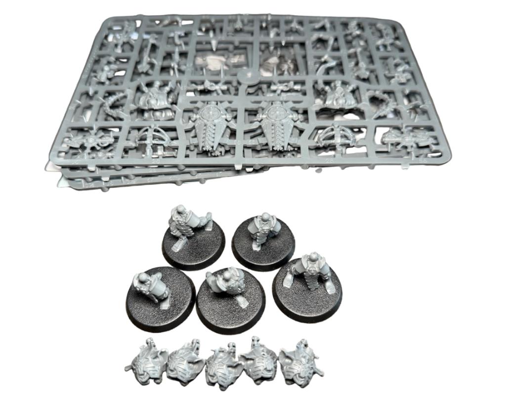 Warhammer 40K Necron Triarch Preatorians Lychguard, ., Warhammer, Ophalen of Verzenden, Zo goed als nieuw