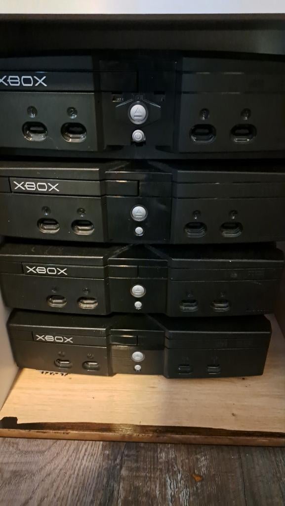 4x xbox, controllers & games, Spelcomputers en Games, Spelcomputers | Xbox Original, Ophalen of Verzenden, Gebruikt, Met 3 controllers of meer