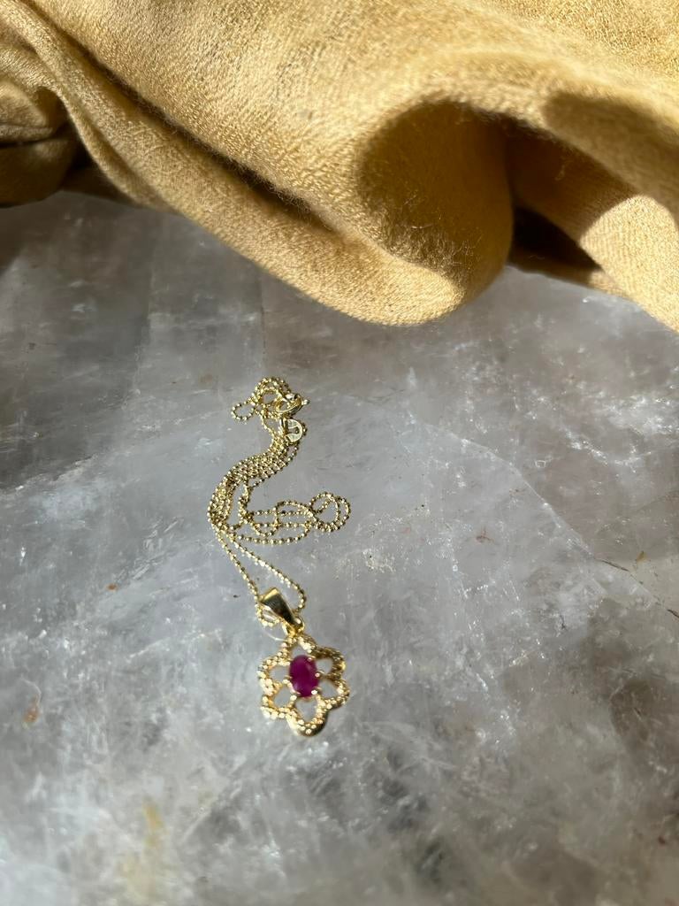 Robijn hanger liefde passie geluk bloem magie uniek power, Sieraden, Tassen en Uiterlijk, Kettingen, Nieuw, Ophalen of Verzenden