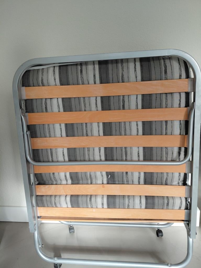 Opklapbed 1-persoons met goed matras - compact en handig, Ophalen, Gebruikt, Eenpersoons, 190 cm of minder