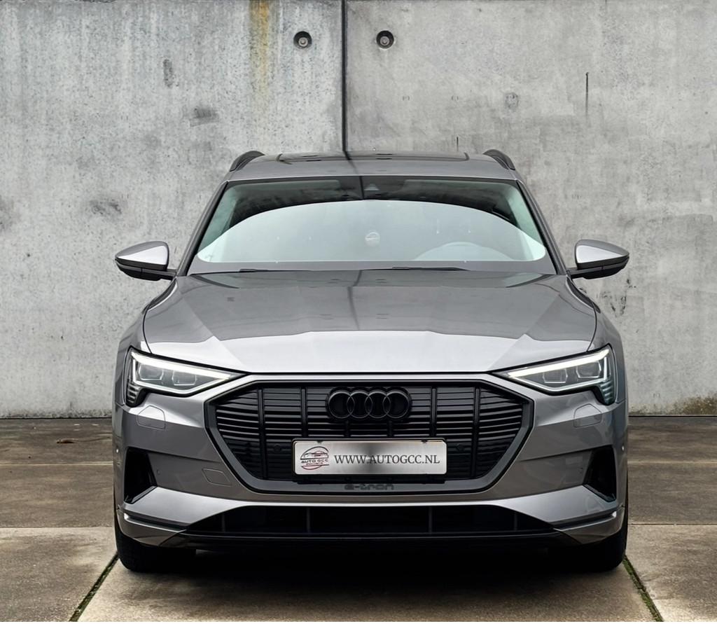 Audi E-tron E-TRON 50 QUATTRO 71kWh SOH 90% PANO NAP BTW, Auto's, Audi, Automaat, Vierwielaandrijving, SUV of Terreinwagen, Zilver of Grijs