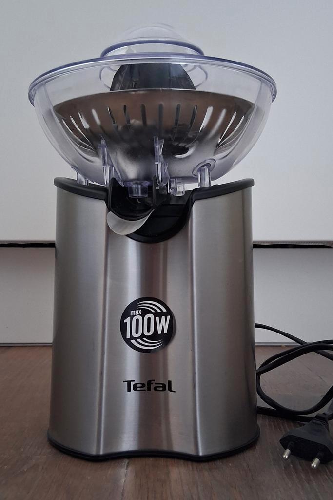 Tefal Citruspers 100W - RVS design, Witgoed en Apparatuur, Juicers, Zo goed als nieuw, Citruspers, Elektrisch, Ophalen of Verzenden