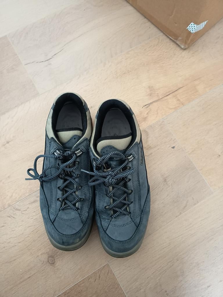 Lowa wandelschoenen maat 41,5, Ophalen, Gebruikt, Schoenen