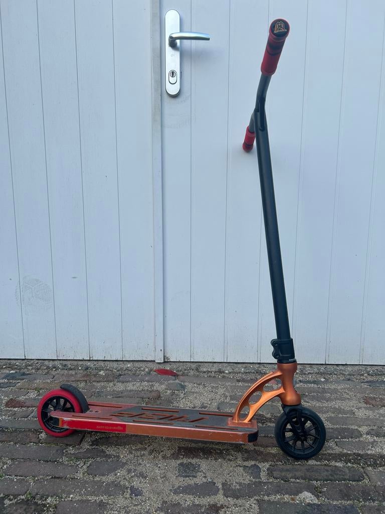 MGP Stuntstep zwart met oranje, Fietsen en Brommers, Steps, Ophalen, Gebruikt, Overige typen