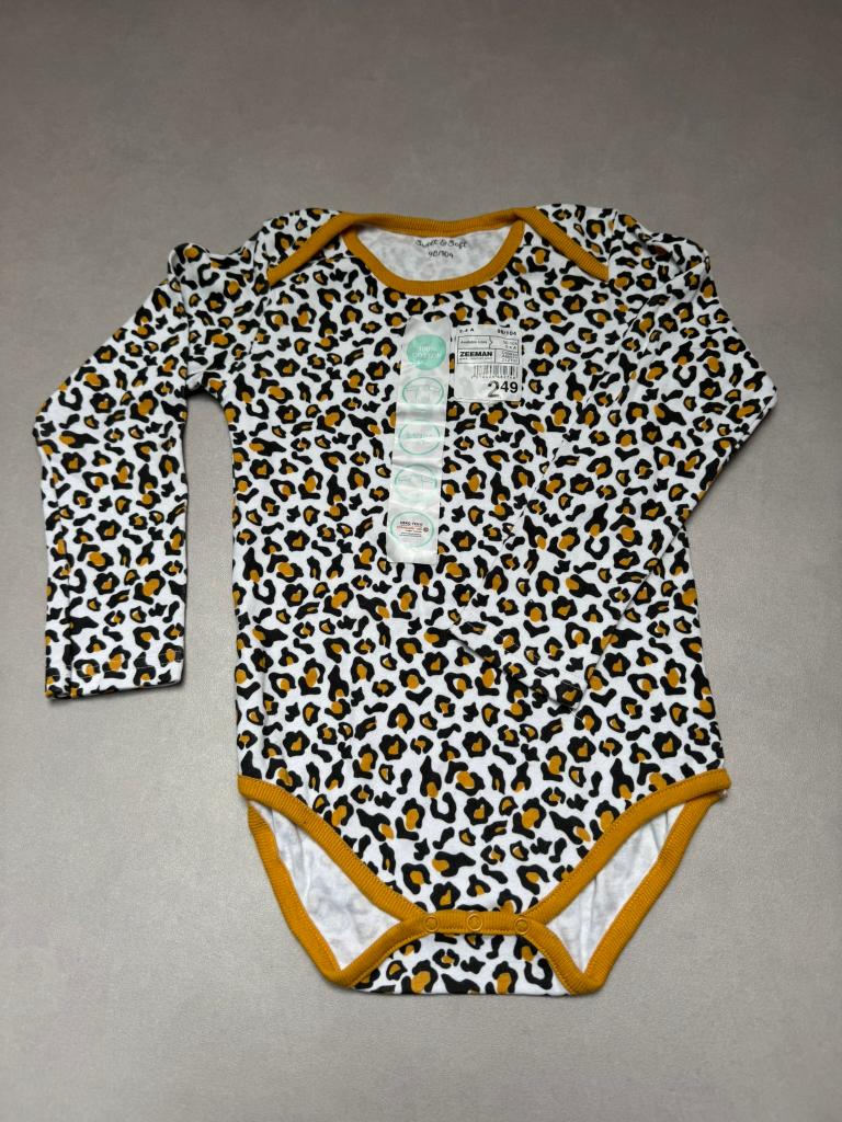 Nieuwe romper lange mouw maat 98/104, Kinderen en Baby's, Kinderkleding | Maat 98, Meisje, Nieuw, Ophalen of Verzenden, Nacht- of Onderkleding