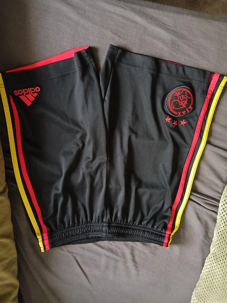 Ajax broekje, Kinderen en Baby's, Kinderkleding | Maat 176, Ophalen of Verzenden, Zo goed als nieuw, Jongen of Meisje, Broek